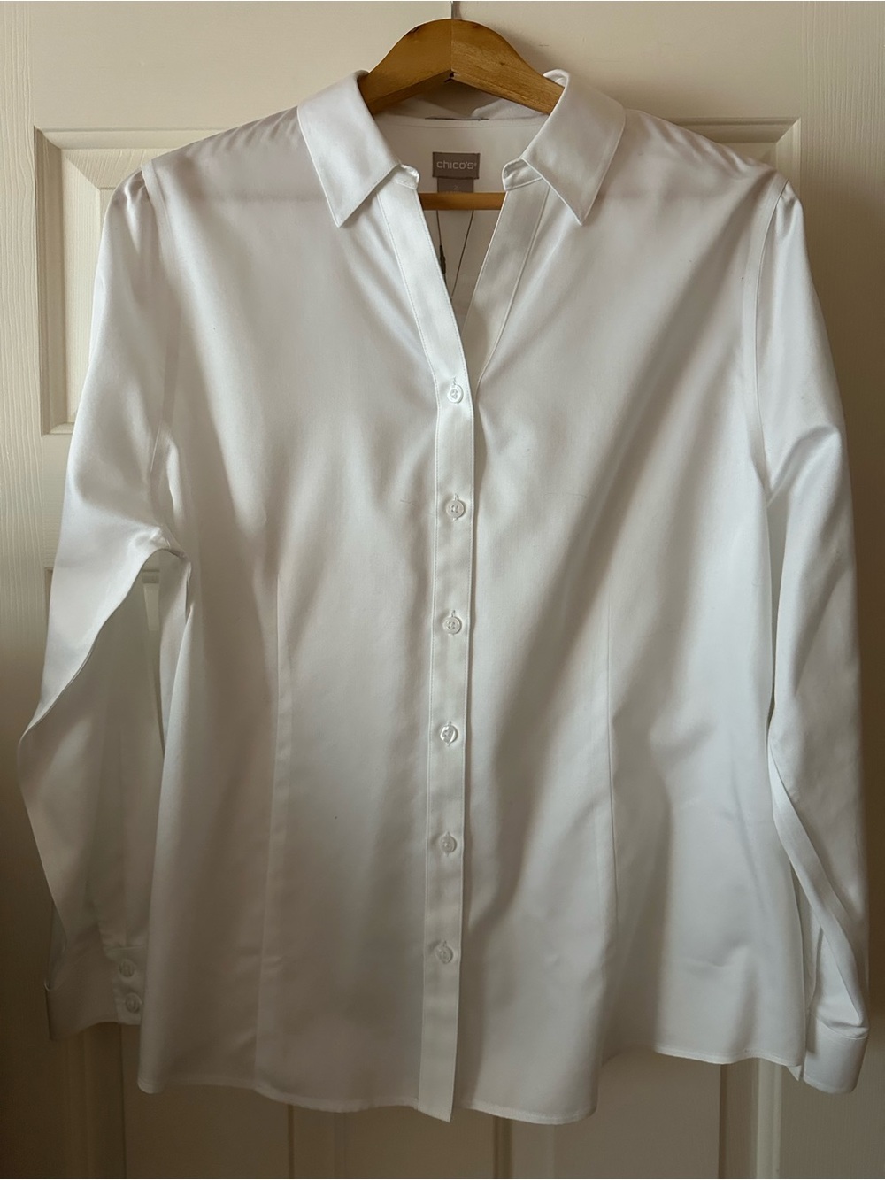 NWT Chicos Classic White Button-Down Shirt- 2 (12/14-L)